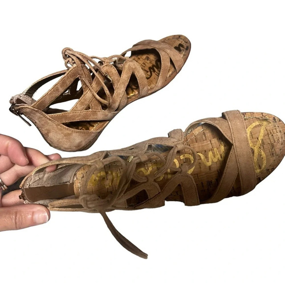 Excellent condition size 5.5 Sam Edelman gladiator sandals- zip heel for ease - Picture 5 of 7